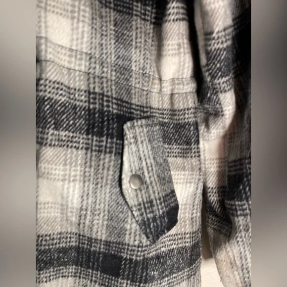 Mossimo Supply Co. Black and White Checkered Coat size L - Picture 2 of 10